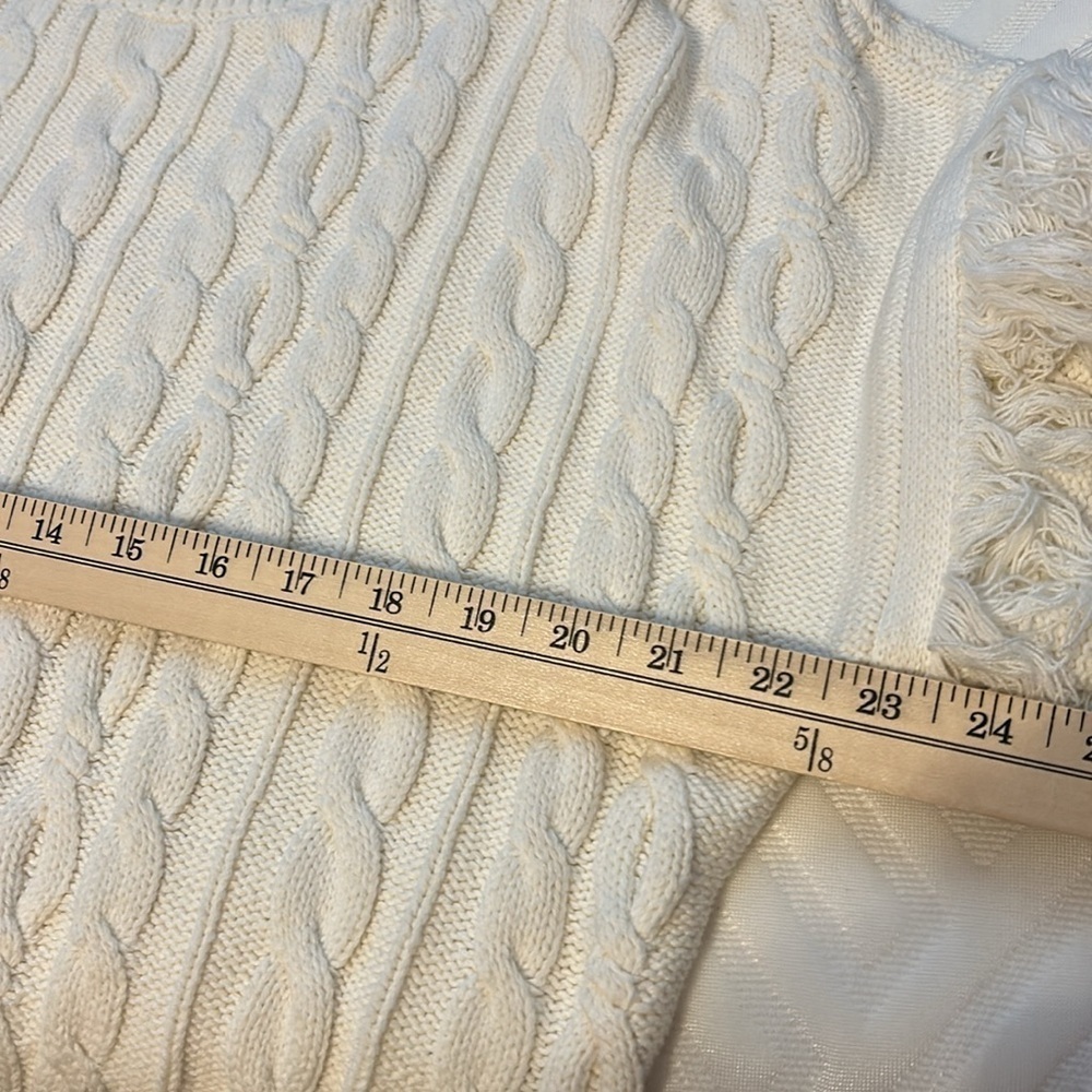 1.State Women’s XL ivory cable knit sweater, long sleeve, fringe, cropped. - Picture 5 of 8
